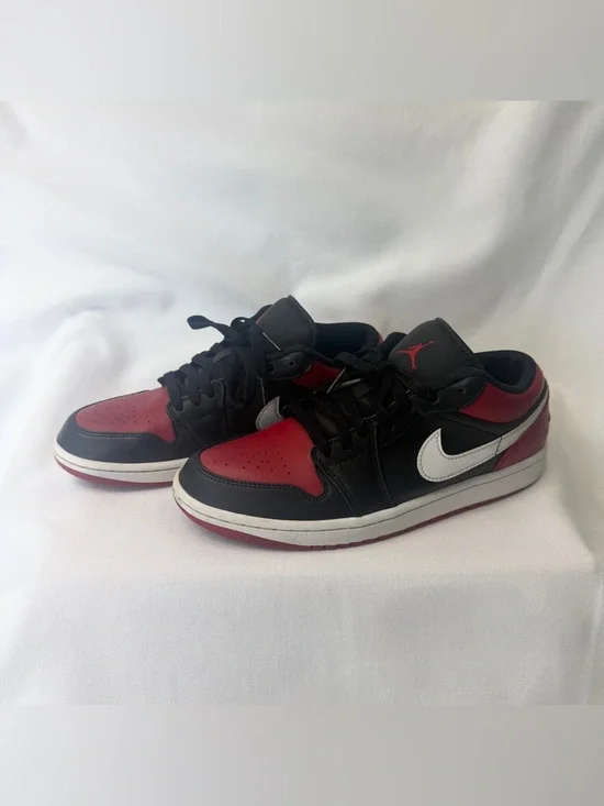 Men’s Air Jordan 1 Low (553558-066) - Picture 4 of 11